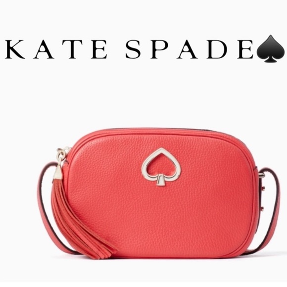 kate spade Handbags - KATE SPADE KOURTNEY CAMERA BAG NWT